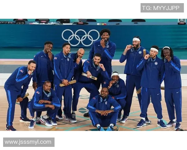 库里三分大赛决赛狂砸20球创纪录荣膺冠军成就传奇时刻